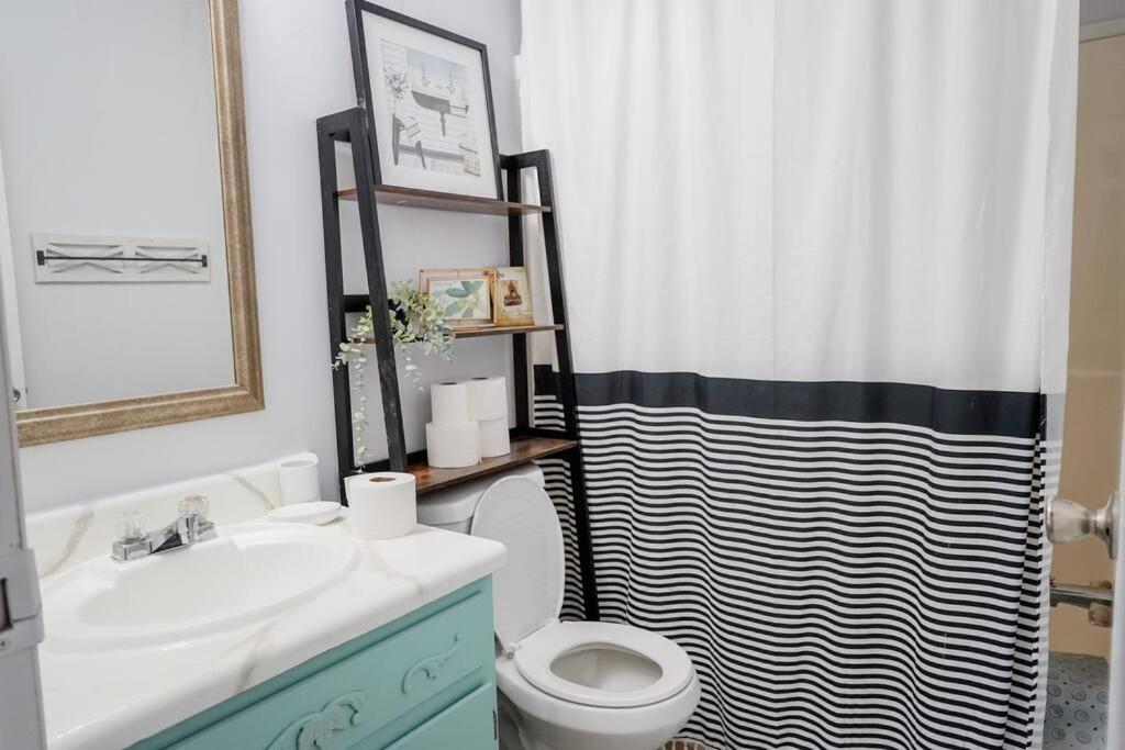 Beautiful Stylish 3 Bedroom In Greenville