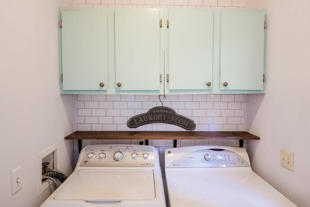 Beautiful Stylish 3 Bedroom In Greenville